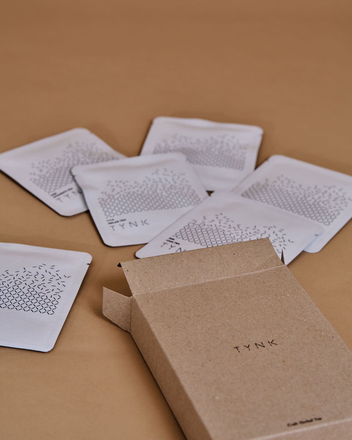 410 GIFT BOX – TYNK